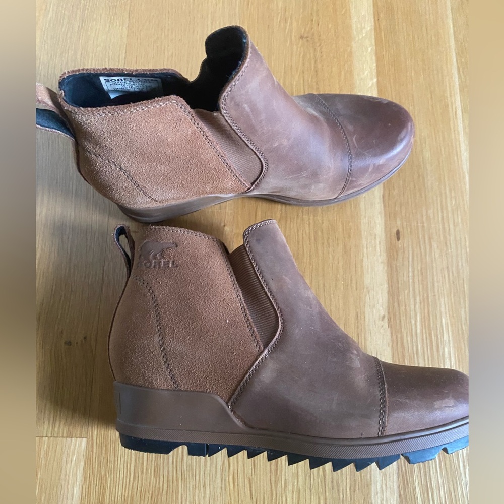 Sorel Evie Leather Pull-on Wedge Bootie, 7